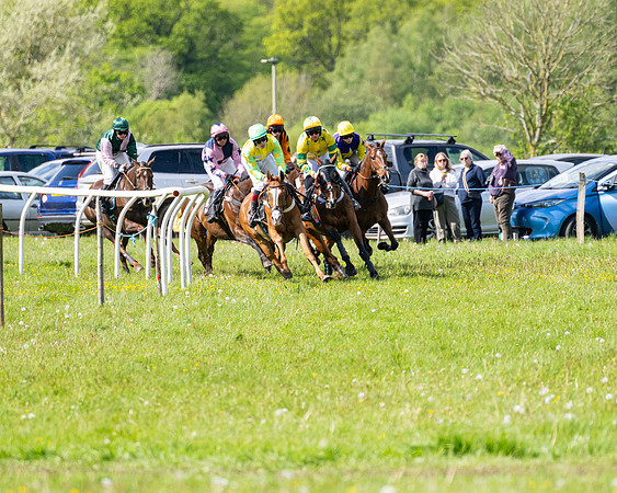 Race 4 -  2M4F Conditions  (50 of 102)