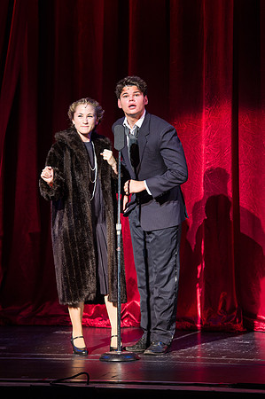 Singing in th Rain -  Thursday - Act 1  (18 of 360)