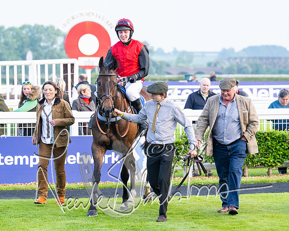 Race 5 - Peter Wright Handicap (86 of 117)