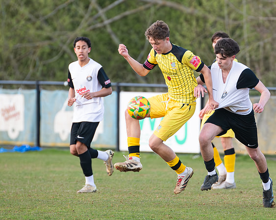 Game 1 - Kings Langley 0 v 3 Young Generals (41 of 259)-Enhanced-NR