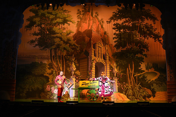 Swan Panto 2017