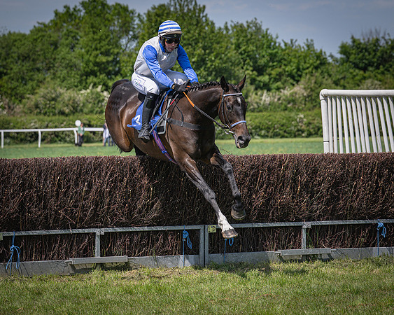 Race 1 The Bonners & Babbingtons South Midlands area conditions (26 of 73)