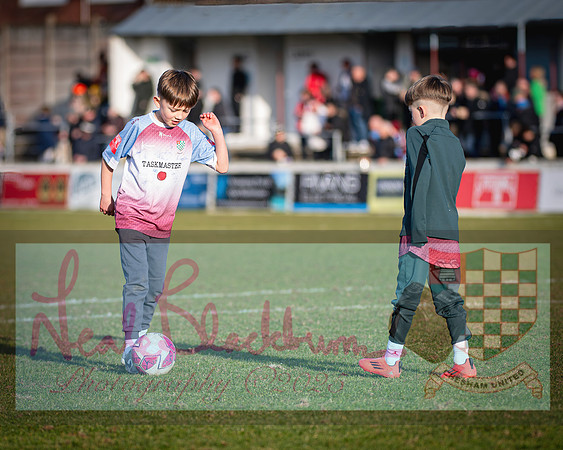 Chesham Utd 1 v Truro 4 (222 of 356)