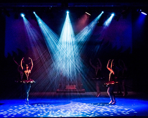 15 - Masquerade (3 of 118)