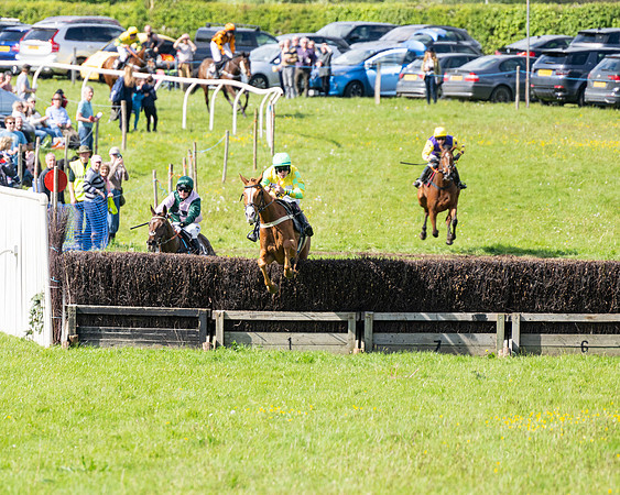 Race 4 -  2M4F Conditions  (74 of 102)