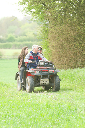 Kimblewick at Kimble Restricted Race