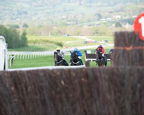 Race 1 - The open Hunter chase  (48 of 95)