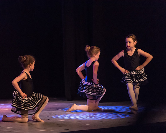 Maggie Monk - Act 1 - 5. Dance Of The Reed Flutes (10 of 59)