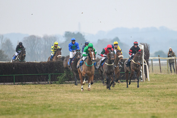 Race 8 - Oprn Maiden Div 2 (43 of 108)
