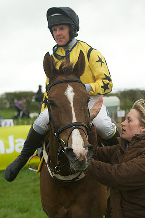 Race 2 - Confined 59