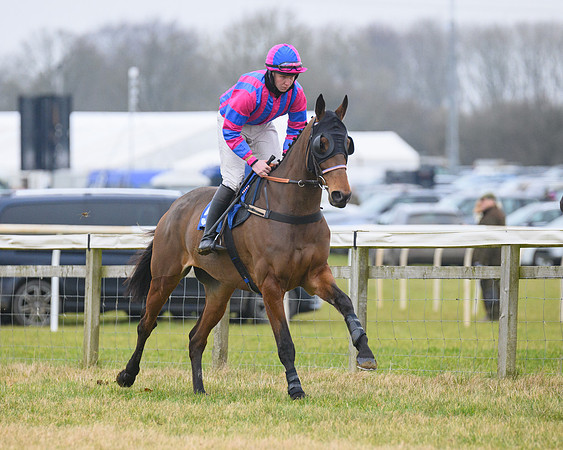 Race 3 - Novice Riders Race (12 of 180)