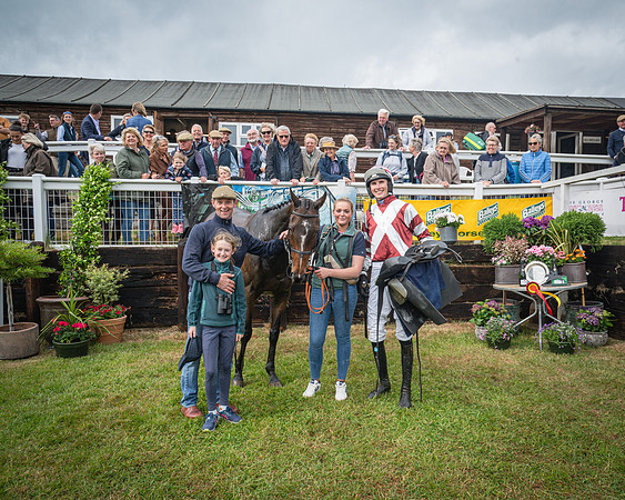 Race 6 - 2M4F Maiden (67 of 85)