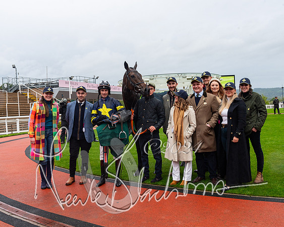 Race 5 - Mares Open  (102 of 129)