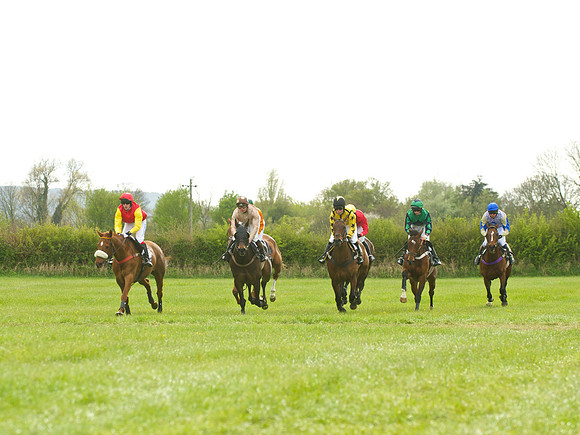 Kimblewick at Kimble Restricted Race