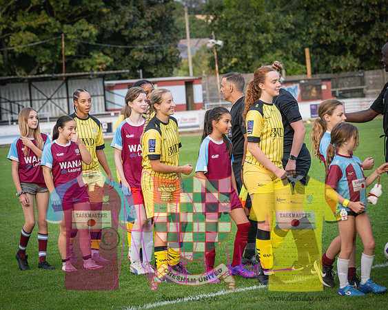 Chesham United 1 v 7 QPR (81 of 579)