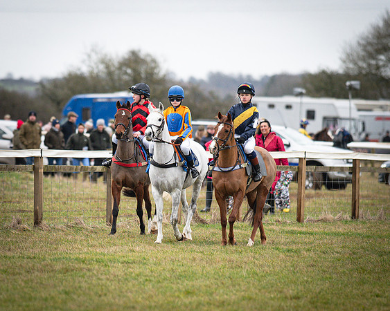 138cm Pony Race (1 of 75)