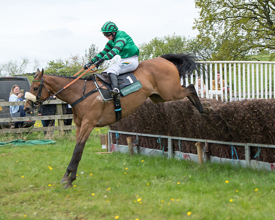 Race 3 - Warwickshire Hunt Members (32 of 65)