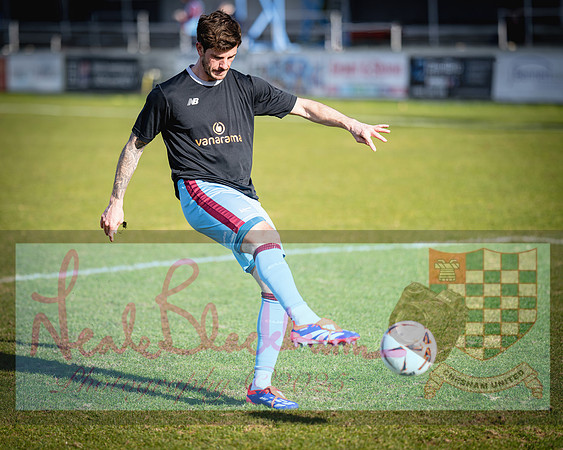 Chesham Utd 1 v Truro 4 (24 of 356)