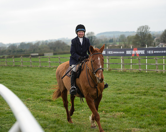 Race 5 - The Ineos Home Counties Grand National (5 of 133)