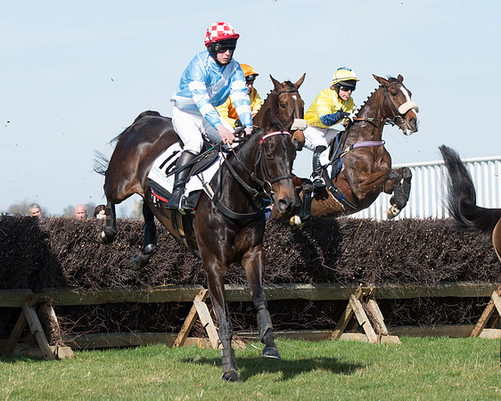 Race 1 - Open Maiden Div 1 (46 of 88).jpg