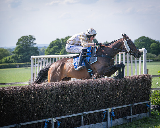 Race 4 Empire De Maulde - Seb Mead winners of The Perry’s of Aylesbury Jaecoo Men’s Open Race (137 of 190)