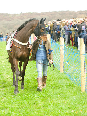 Kimblewick Point to Point at Kingston Blount Racecourse on Saturday 12th April 2014