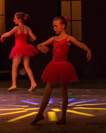 Maggie Monk - Act 1 - 10.Feather Theme (16 of 56)
