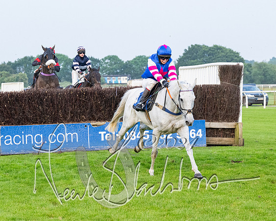 Race 5 - Peter Wright Handicap (80 of 117)