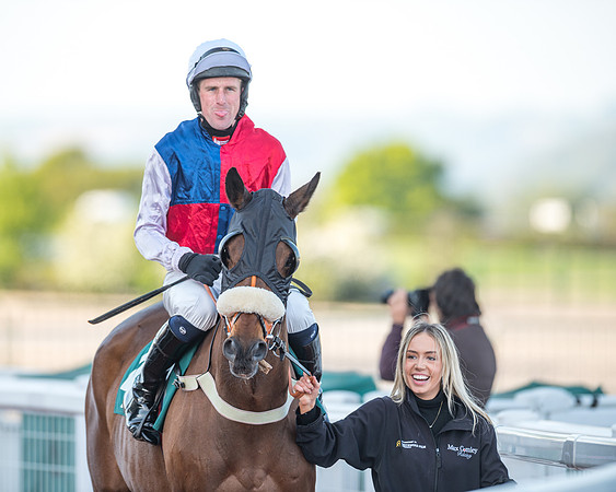 Race 3 - KTDA Hunters' Steeple Chase  (89 of 226)