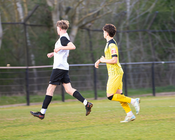 Game 1 - Kings Langley 0 v 3 Young Generals (197 of 259)-Enhanced-NR