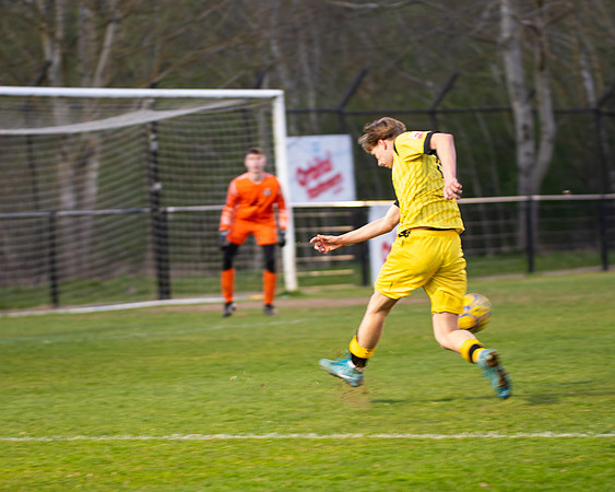 Game 1 - Kings Langley 0 v 3 Young Generals (194 of 259)-Enhanced-NR