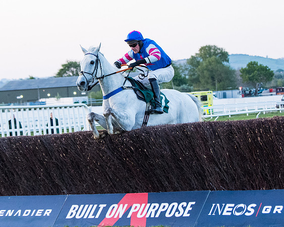 Race 7 - Glos Hussars  (134 of 245)