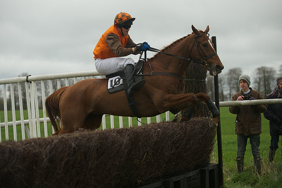 Race 2 - Confined 52