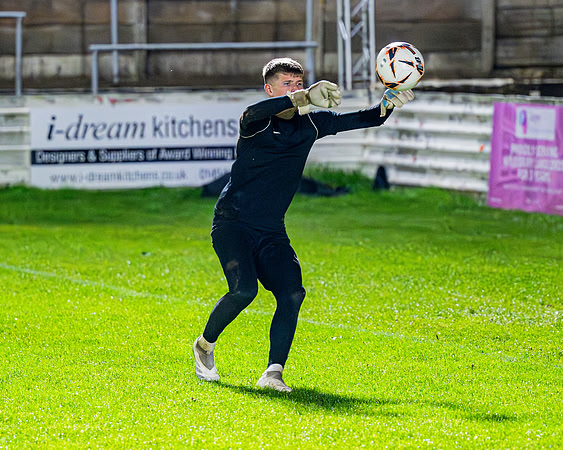 Training taskmaster (48 of 141)