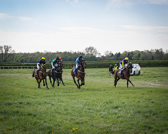 Race 3 - The Richardsons chartered Accountants Conditions Race [Level Three] for Novice Riders (48 of 117)