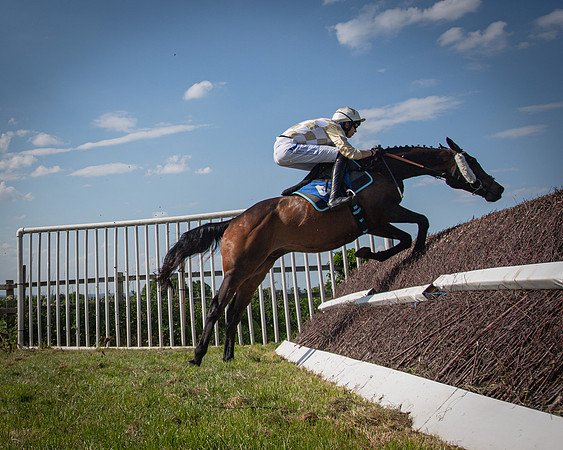 Race 4 Empire De Maulde - Seb Mead winners of The Perry’s of Aylesbury Jaecoo Men’s Open Race (89 of 190)