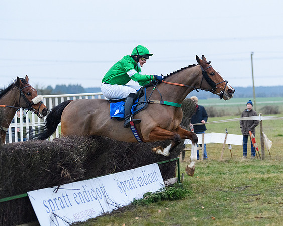 Race 8 - Oprn Maiden Div 2 (79 of 108)