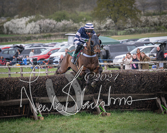 Race 3 - 5 years old and Over Maiden Race (48 of 130)