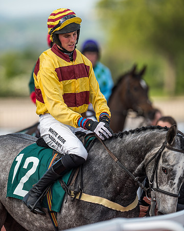 Race 2  -  Intermediate Point to Point Hunters' Steeple Chase (53 of 277)
