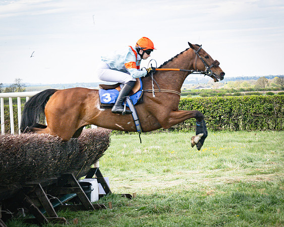 Race 3 - The Richardsons chartered Accountants Conditions Race [Level Three] for Novice Riders (66 of 117)