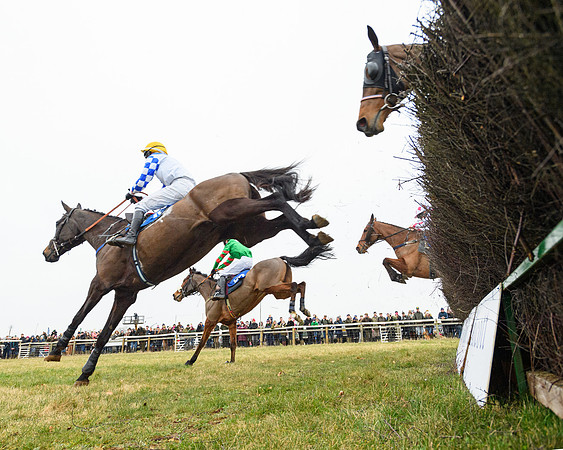 Race 3 - Novice Riders Race (40 of 180)