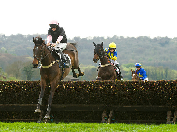 Kimblewick Point to Point at Kingston Blount Racecourse on Saturday 12th April 2014