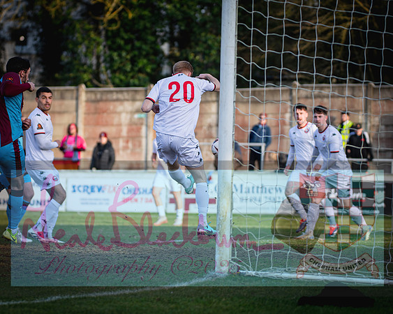 Chesham Utd 1 v Truro 4 (281 of 356)