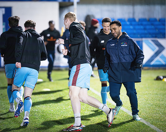 Farnborough 2 Chesham Utd 1 (23 of 368)