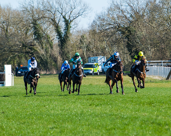 Race 4 - Ladies Open  (113 of 200)