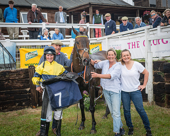 Race 5 - 3 Mile Maiden [NWFAA] (85 of 95)