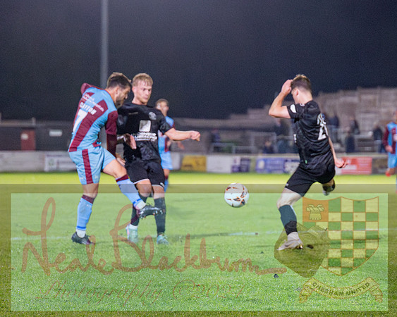 Chesham Utd 3 v 1 Chippenham Town (146 of 416)