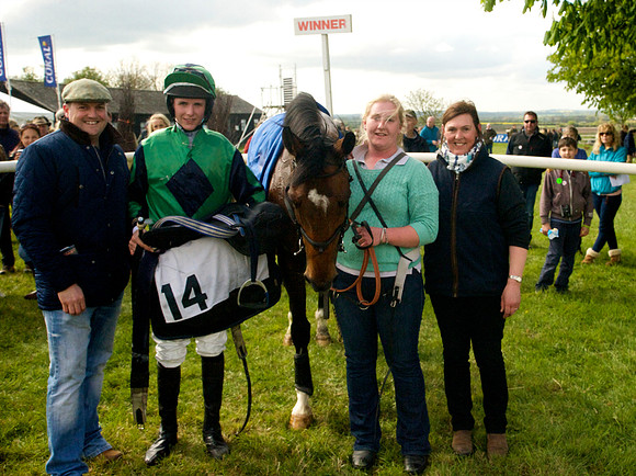 Race 4 - RESTRICTED WINNERS