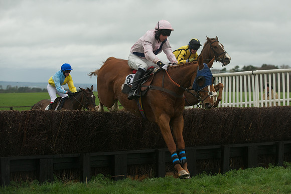 Race 2 - Confined 44