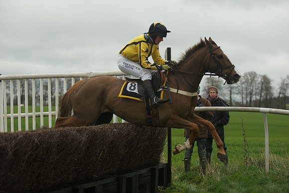 Race 2 - Confined 49